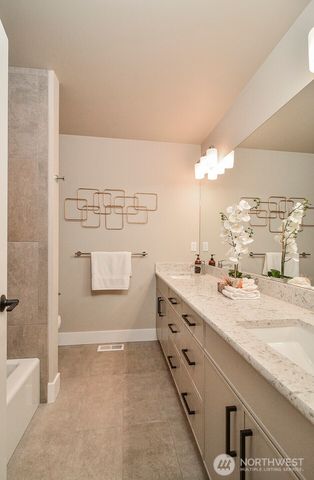 10202 44th Avenue SW, Seattle, WA 98146