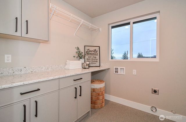 10202 44th Avenue SW, Seattle, WA 98146