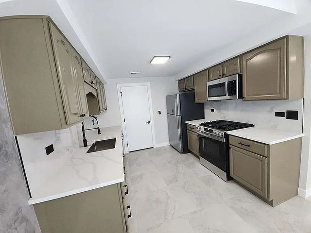 3758 Merrimac Lane, Hanover Park, IL 60133