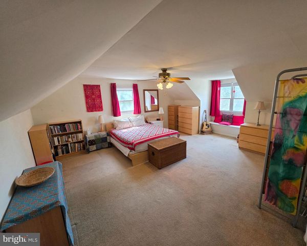 2538 WOODLAND RD, Abington, PA 19001