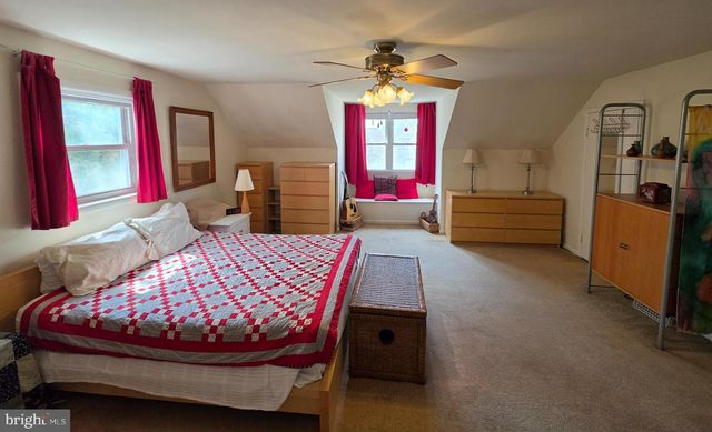 2538 WOODLAND RD, Abington, PA 19001