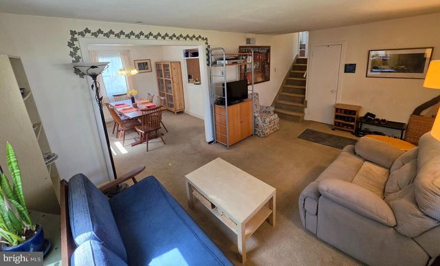 2538 WOODLAND RD, Abington, PA 19001