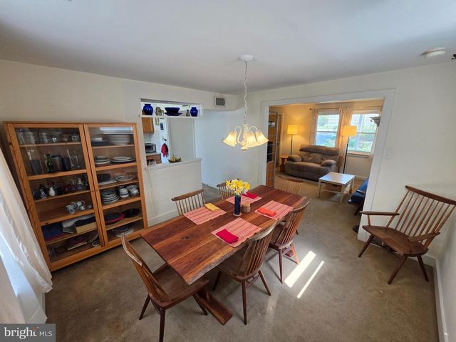 2538 WOODLAND RD, Abington, PA 19001