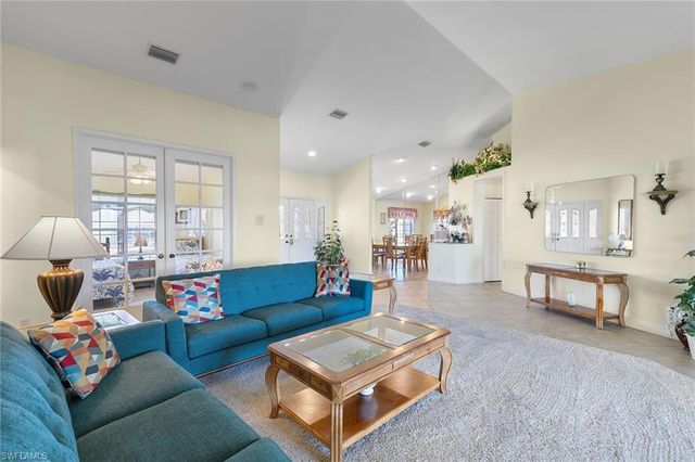 212 Windbrook CT, Marco Island, FL 34145