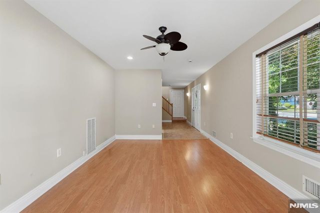 81 Hudson Avenue, Ridgefield Park, NJ 07660