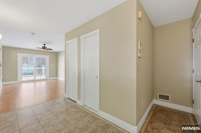 81 Hudson Avenue, Ridgefield Park, NJ 07660