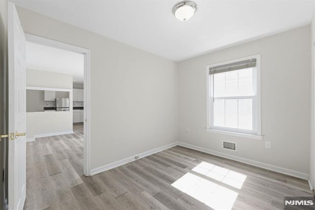 81 Hudson Avenue, Ridgefield Park, NJ 07660