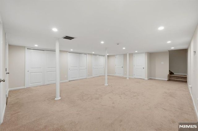 81 Hudson Avenue, Ridgefield Park, NJ 07660