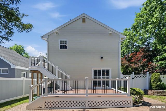 81 Hudson Avenue, Ridgefield Park, NJ 07660