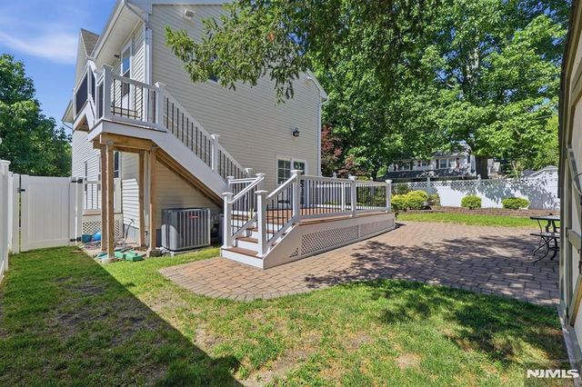 81 Hudson Avenue, Ridgefield Park, NJ 07660