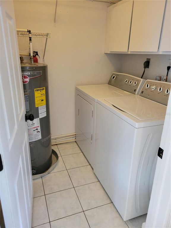 Image 16 of property listing at 1707 LOCKWOOD AVENUE, Orlando, FL 32812