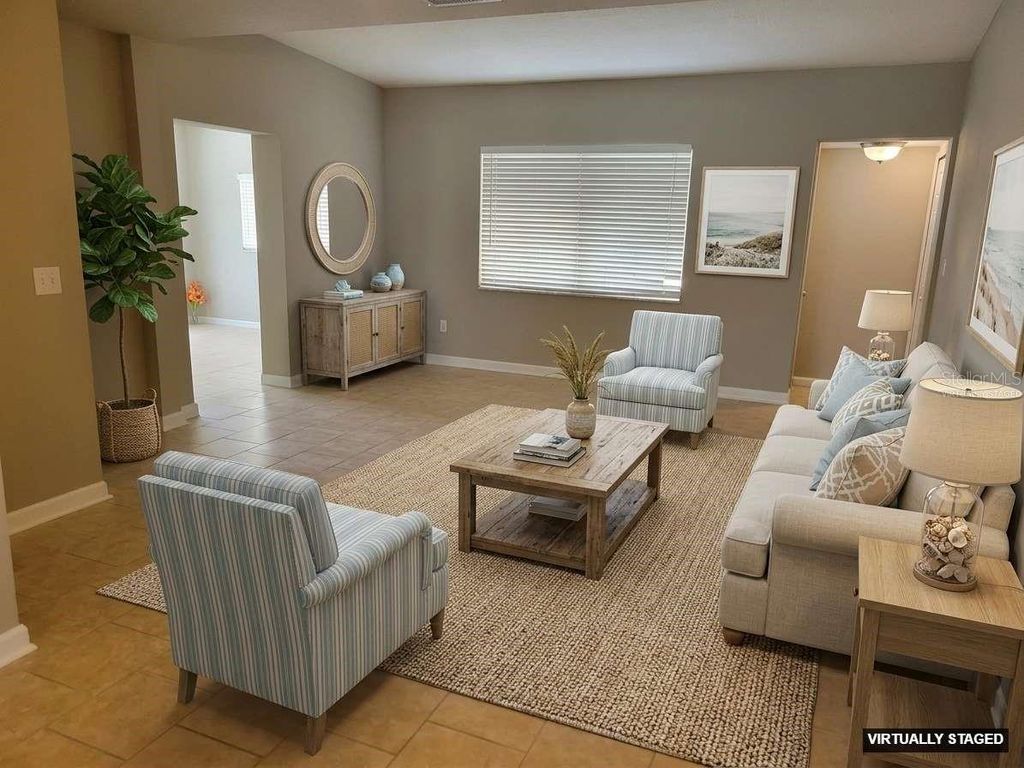 Image 4 of property listing at 1707 LOCKWOOD AVENUE, Orlando, FL 32812