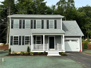 18 Pine Way Boulevard, Coventry, RI 02816