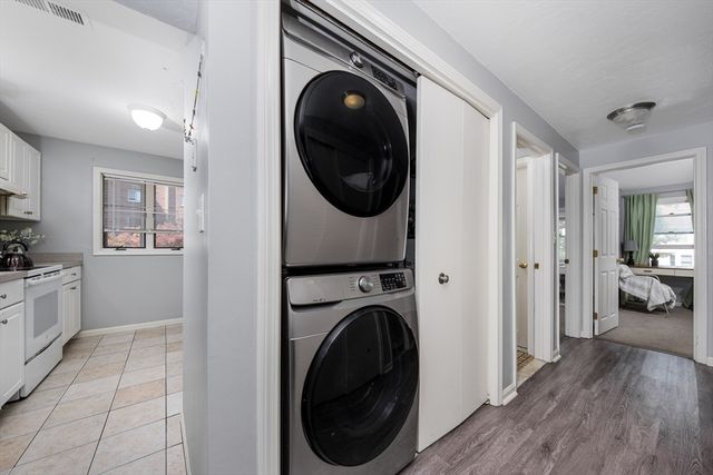 25 Rockland St 3, Boston, MA 02132