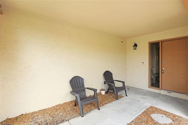 6474 Royal Woods DR, Fort Myers, FL 33908