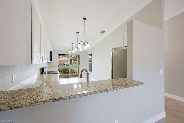 6474 Royal Woods DR, Fort Myers, FL 33908