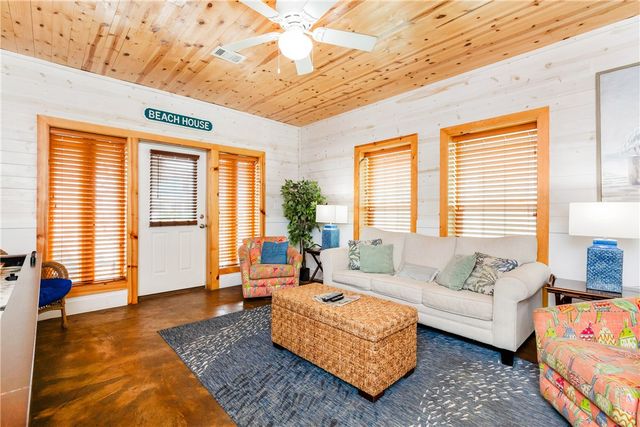 2120 S 11th St 401, Port Aransas, TX 78373