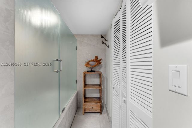 6423 Collins Ave 901, Miami Beach, FL 33141