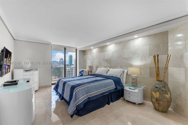 6423 Collins Ave 901, Miami Beach, FL 33141