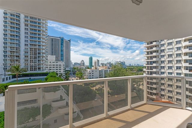6423 Collins Ave 901, Miami Beach, FL 33141