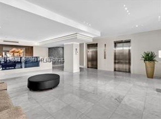 6423 Collins Ave 901, Miami Beach, FL 33141