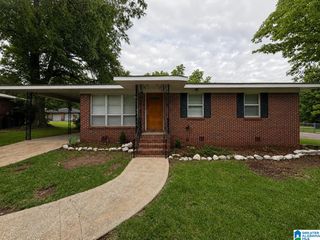1217 BUNCHIE STREET, Hueytown, AL 35023