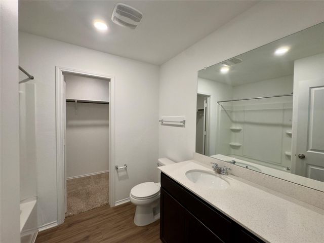 512 Gabbro GDNS, Maxwell, TX 78656