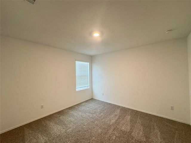 512 Gabbro GDNS, Maxwell, TX 78656