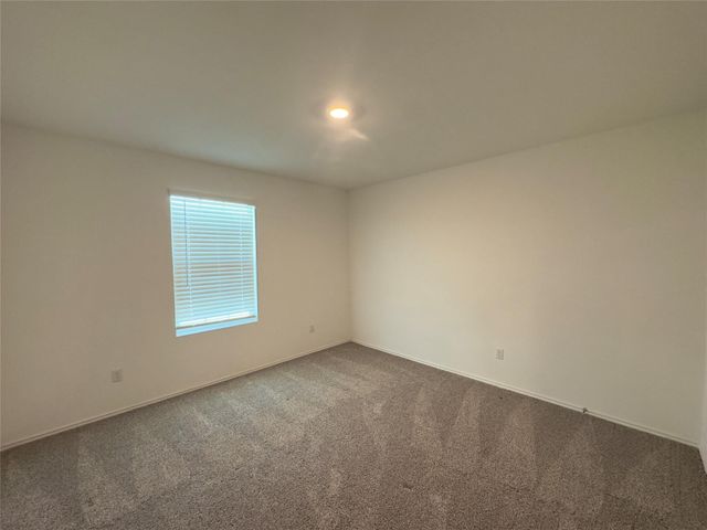 512 Gabbro GDNS, Maxwell, TX 78656