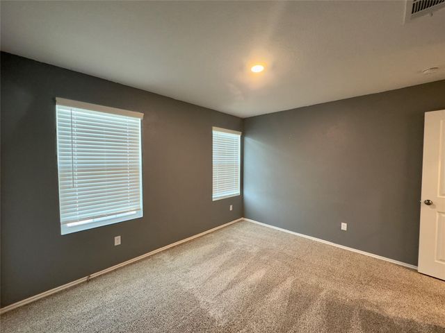 512 Gabbro GDNS, Maxwell, TX 78656