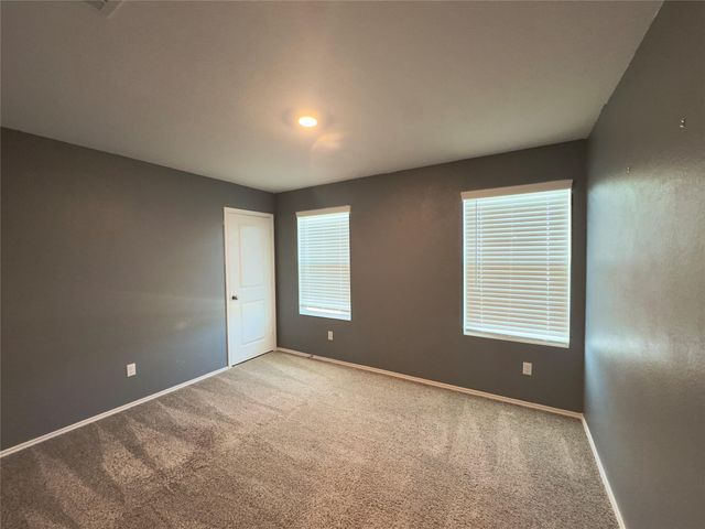 512 Gabbro GDNS, Maxwell, TX 78656