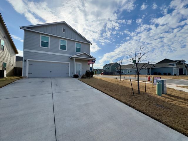 512 Gabbro GDNS, Maxwell, TX 78656