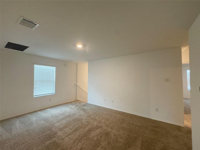 512 Gabbro GDNS, Maxwell, TX 78656