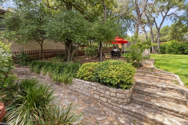 1904 Stoneridge RD, Austin, TX 78746