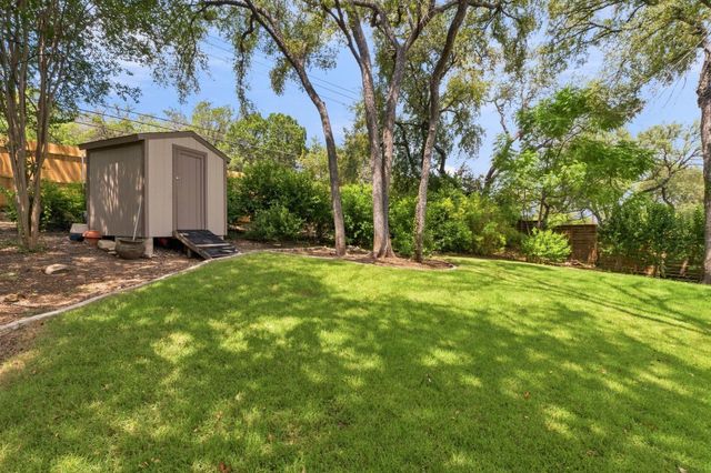 1904 Stoneridge RD, Austin, TX 78746