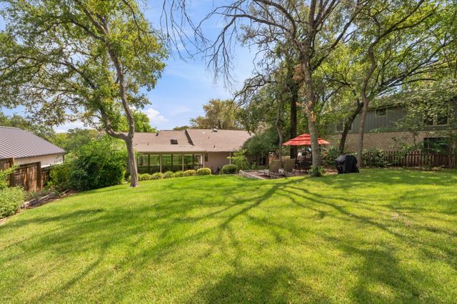 1904 Stoneridge RD, Austin, TX 78746