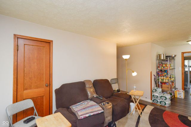 3915 Brookville Road, Indianapolis, IN 46201