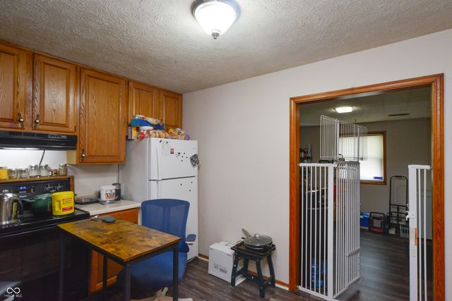 3915 Brookville Road, Indianapolis, IN 46201