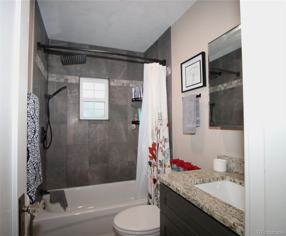 150 S Pierce Street, Lakewood, CO 80226