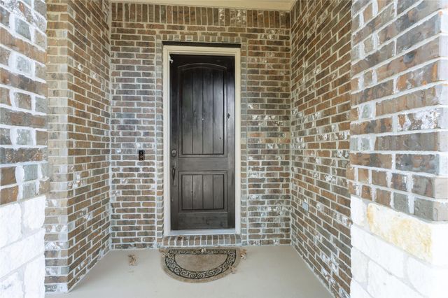 136 Wallin Farms DR, Hutto, TX 78634