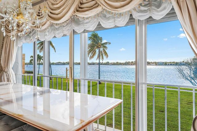 2170 Ibis Isle Road 8, Palm Beach, FL 33480