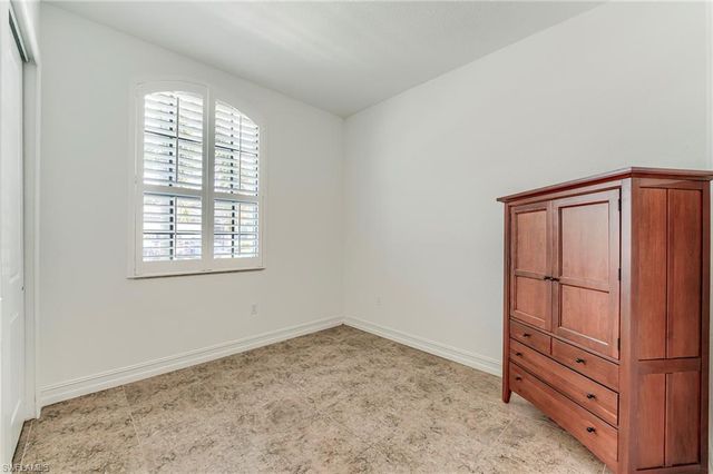 9209 Woodhurst DR, Naples, FL 34120