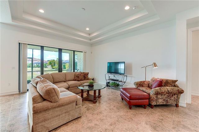 9209 Woodhurst DR, Naples, FL 34120
