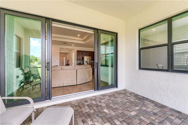 9209 Woodhurst DR, Naples, FL 34120