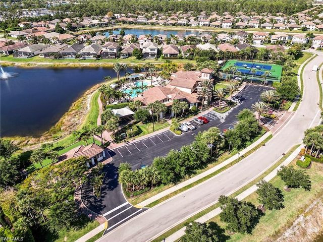9209 Woodhurst DR, Naples, FL 34120