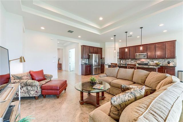 9209 Woodhurst DR, Naples, FL 34120