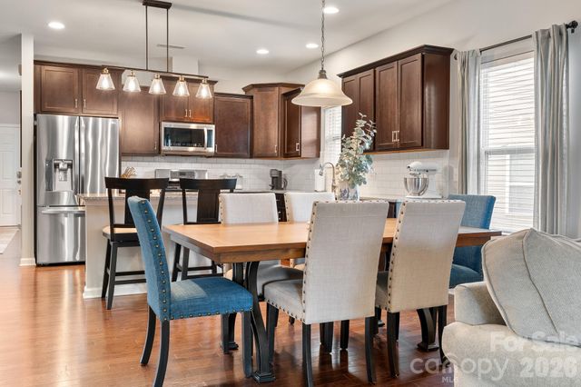 805 Scenic Way, Matthews, NC 28104