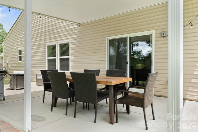 805 Scenic Way, Matthews, NC 28104