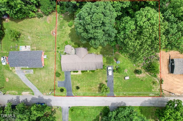 126 Poplar Hill Drive, Johnson City, TN 37604