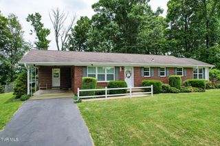126 Poplar Hill Drive, Johnson City, TN 37604